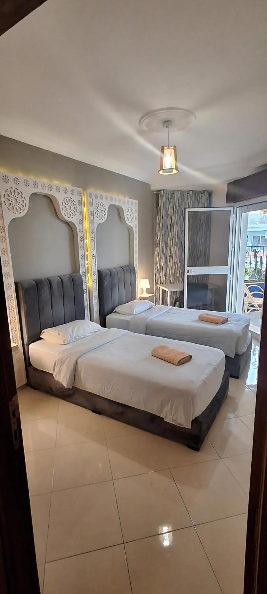 Appartamento Cozy Flat With Sea View Tangeri Esterno foto
